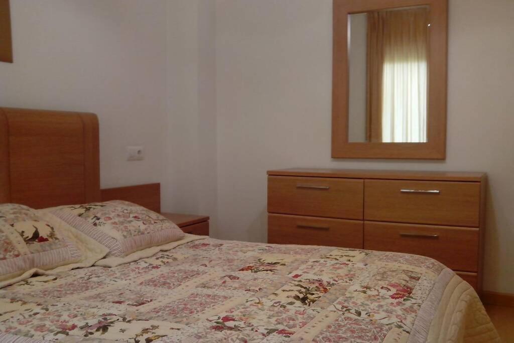 Bonito Apartamento De 3 Hab. Con Jardin Росес Екстериор снимка